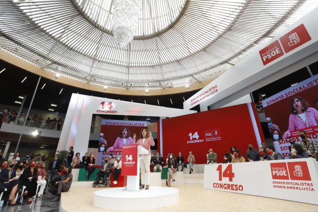 La ministra de Hacienda, María Jesús Montero, interviene en el 14 Congreso Regional del PSOE-A, en el acto inaugural en Torremolinos (Málaga).