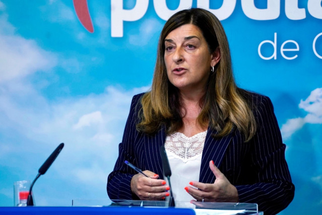 La presidenta del PP de Cantabria, María José Sáenz de Buruaga