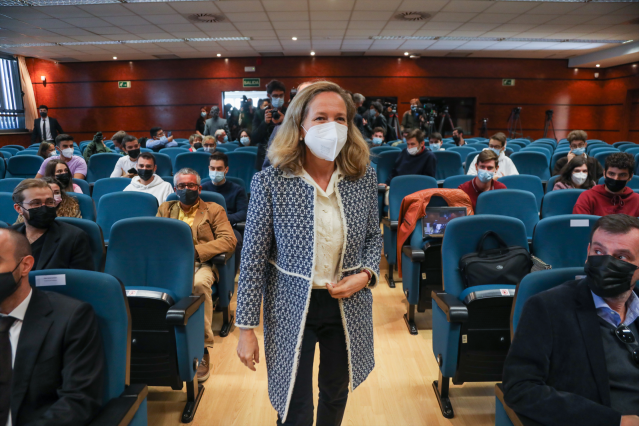La vicepresidenta primera y ministra de Asuntos Económicos, Nadia Calviño.