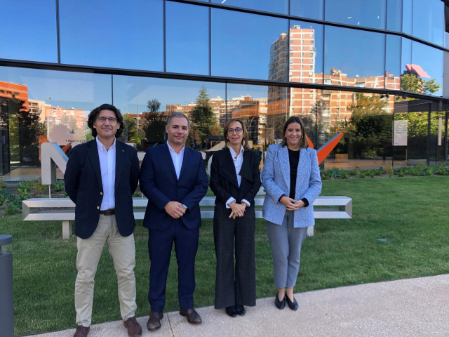 Desde la izquierda, David Valero, de la Comercializadora de Naturgy; Gonçalo Carvalho, director e-commerce Worten; Vito Olascoaga y Cristina Rodrigo, de la Comercializadora de Naturgy.