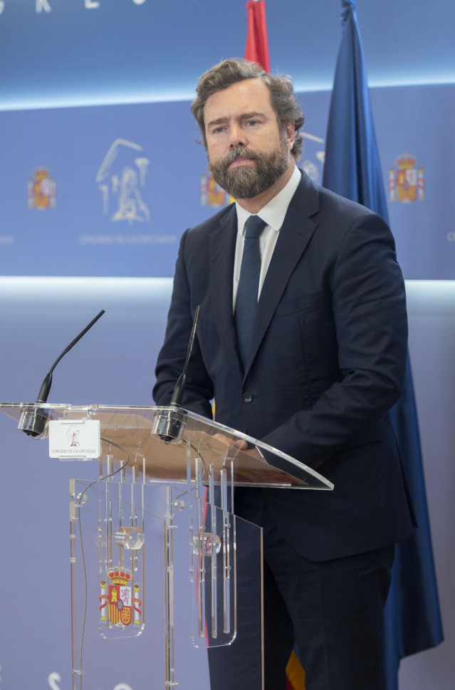 El portavoz de Vox en el Congreso, Iván Espinosa de los Monteros, ofrece una rueda de prensa