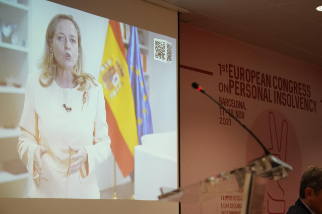 La vicepresidenta Nadia Calviño durante su intervención telemática en el I Congreso Europeo sobre Segunda Oportunidad, organizado por el ICAB.