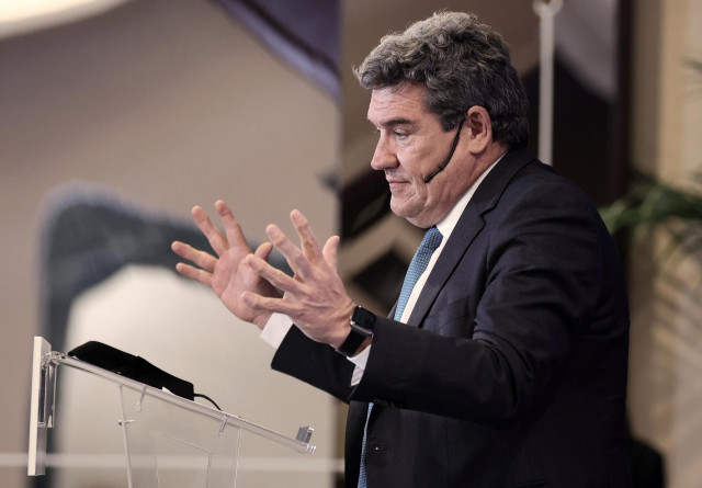 El ministro de Inclusión, Seguridad Social y Migraciones, José Luis Escrivá, interviene en la VII Jornada sobre los Planes de Pensiones en España, organizada por el diario económico 'Cinco Días'e Ibercaja Banco