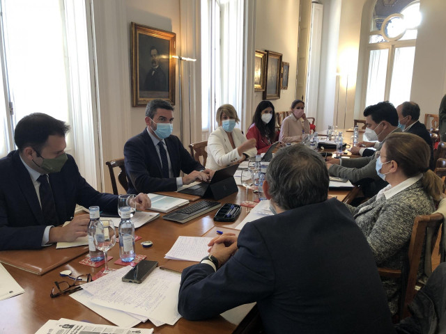 Reunión del Foro Interadministrativo del Mar Menor que se celebró hoy en el Ayuntamiento de Cartagena.