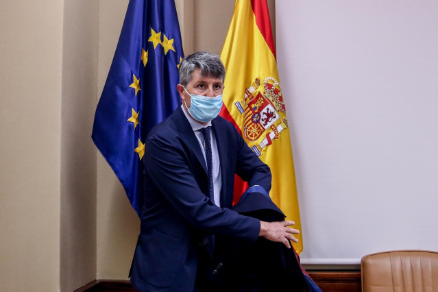El comisario Pedro Agudo Novo a su llegada a la comisión de investigación de la operación ‘Kitchen’ del Congreso de los Diputados