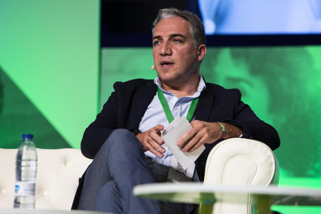 Intervencion de Elías Bendodo , en el  XVI Congreso Autonómico del PP Andaluz en el Palacio de Congreso de Granada bajo el lema 'Andalucía, el cambio funciona' (Archivo).
