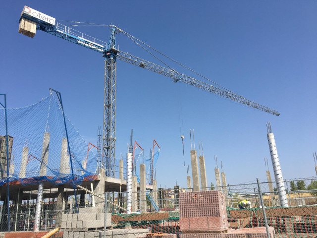 Archivo - Edificios en construcción