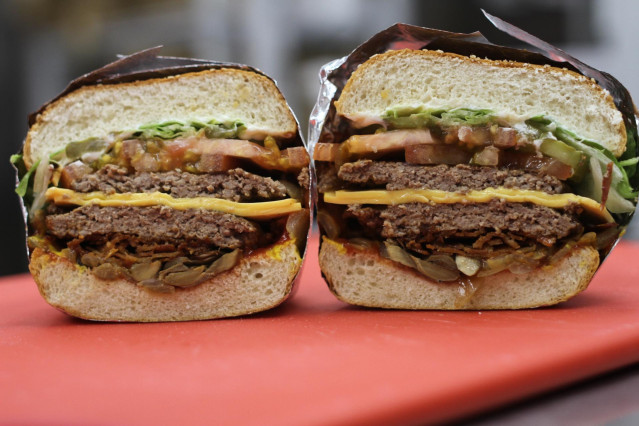 Archivo - Hamburguesas de Five Guys