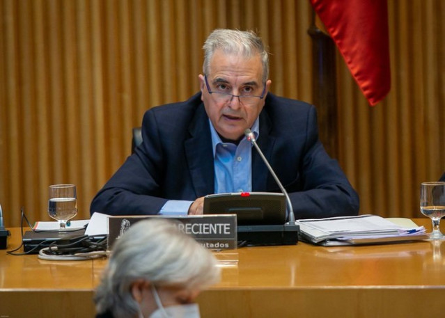 Archivo - El presidente de la Fundación Renovables, Fernando Ferrando Vitales, en su comparecencia ante la Comisión para la Reconstrucción Social y Económica del Congreso