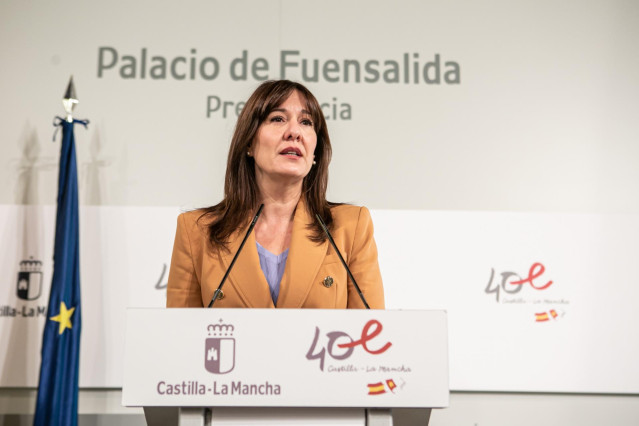 La consejera de Igualdad y portavoz del Gobierno regional, Blanca Fernández, comparece en rueda de prensa en el Palacio de Fuensalida para informar sobre los acuerdos del Consejo de Gobierno