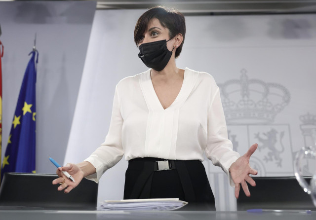 La ministra Portavoz y de Política Territorial, Isabel Rodríguez, en una rueda de prensa posterior al Consejo de Ministros celebrado en Moncloa, a 23 de noviembre de 2021, en Madrid (España). En el Consejo de hoy, el Gobierno ha aprobado una subvención de