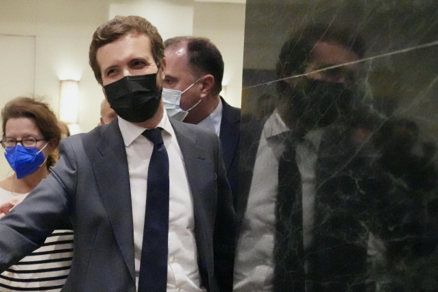 El líder del PP, Pablo Casado, a su llegada a la Junta Directiva del PP en el País Vasco, en el Hotel NH Villa, a 22 de noviembre de 2021, en Bilbao, Euskadi (España).