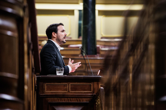 El ministro de Consumo, Alberto Garzón, interviene en una sesión plenaria en el Congreso