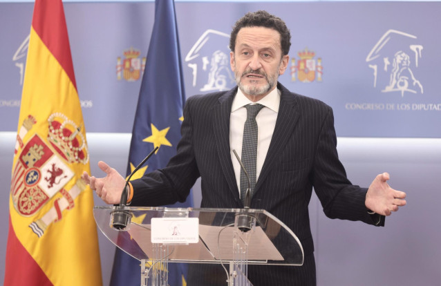 El vicesecretario general de Ciudadanos (Cs), Edmundo Bal, interviene en una rueda de prensa anterior a una reunión de la Junta de Portavoces, en el Congreso de los Diputados, a 16 de noviembre de 2021, en Madrid, (España).