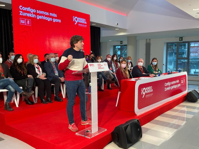 Eneko Andueza, en el Congreso del PSE-EE de Álava