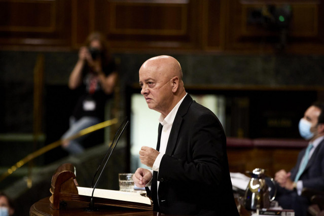 Archivo - El diputado vasco del PSOE, Odón Elorza, interviene en una sesión plenaria en el Congreso de los Diputados