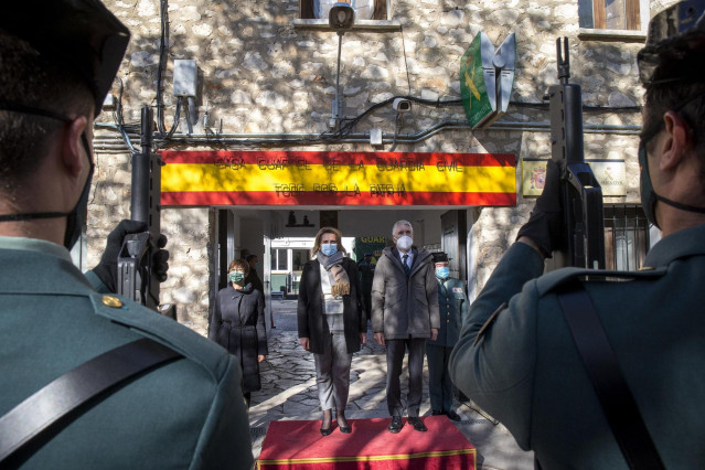 El ministro del Interior, Fernando Grande-Marlaska, y la ministra para la Transición Ecológica y el Reto Demográfico, Teresa Ribera, en un acto con la Policía Nacional y la Guardia Civil