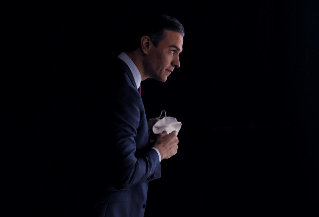 El presidente del Gobierno, Pedro Sánchez, interviene en la segunda jornada de la 24ª Asamblea General de la Organización Mundial del Turismo, en el Marriott Auditorium de Madrid, a 2 de diciembre de 2021, en Madrid (España). Madrid acoge del 1 al 3 de di