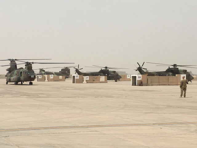 Archivo - Unidad española de Helicópteros en Irak