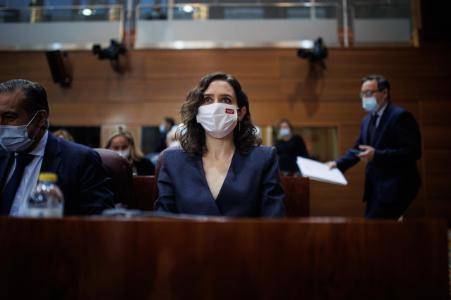 La presidenta de la Comunidad de Madrid, Isabel Diaz Ayuso, en una sesión plenaria en la Asamblea de Madrid.