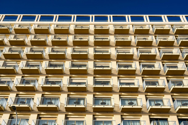 Archivo - El sector inmobiliario cierra el año con 10.500 millones de euros.
