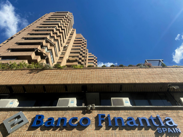 Archivo - Cartel de una oficina de Banco Finantia Spain (BFS), en Madrid (España) a 14 de octubre de 2020.