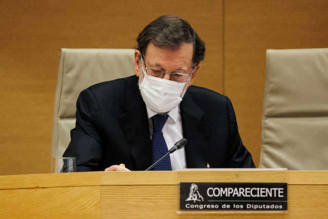 El expresidente del Gobierno, Mariano Rajoy, al inicio de su comparecencia en la comisión que investiga la operación ‘Kitchen’ en el Congreso de los Diputados.