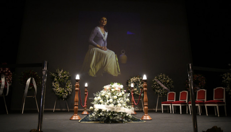 EuropaPress 4146379 vista general capilla ardiente veronica forque teatro espanol 15 diciembre