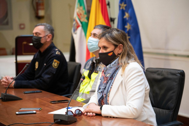 La delegada del Gobierno en Extremadura, Yolanda García Seco, comparece tras hallar el cuerpo de un joven en el Guadiana, que 
