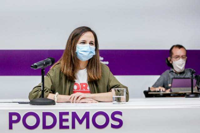 La secretaria general de Podemos, Ione Belarra, en el Consejo Ciudadanos Estatal (CCE) del partido, en la sede de Podemos, a 17 de diciembre de 2021, en Madrid (España).