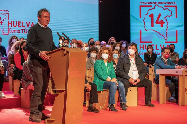 El secretario general del PSOE de Andalucía, Juan Espadas, en la calusura del 14º Congreso Provincial del PSOE.