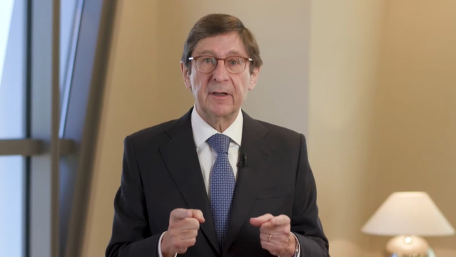 El presidente de CaixaBank, José Ignacio Goirigolzarri, en una imagen extraída del vídeo dirigido a los accionistas.