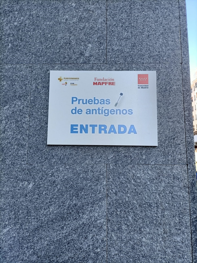 Archivo - Test de antígenos en el Wizink Center