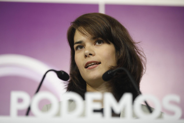 Archivo - La coportavoz de Podemos, Isa Serra, ofrece una rueda de prensa, a 25 de octubre de 2021, en Madrid, (España).