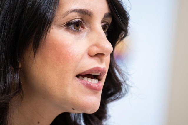 Archivo - La líder de Ciudadanos, Inés Arrimadas, comparece en rueda de prensa