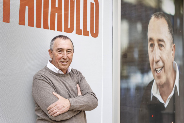 El diputado de Compromís en el Congreso de los Diputados, Joan Baldoví, durante una entrevista con Europa Press, a 17 de diciembre de 2021, en Valencia, Comunidad Valenciana, (España).