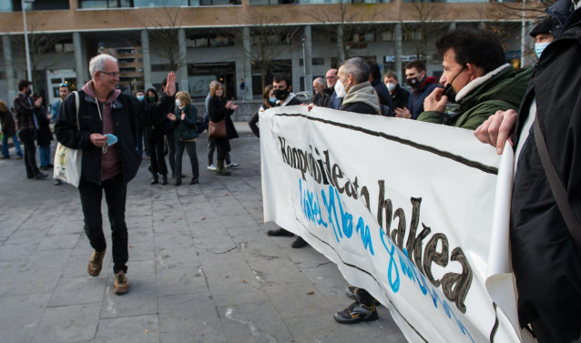El ex jefe de ETA Mikel 'Antza' llega a los juzgados de San Sebastián para declarar por el asesinato de Ordoñez entre aplausos de Sortu