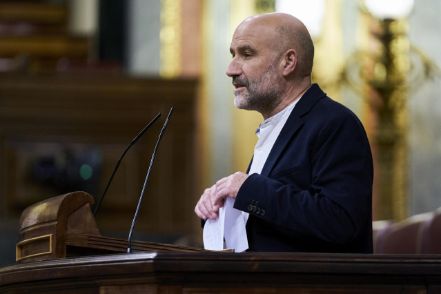 Archivo - El portavoz parlamentario del BNG, Néstor Rego, interviene en una sesión plenaria en el Congreso de los Diputados, a 23 de noviembre de 2021, en Madrid, (España).  El proyecto de Presupuestos Generales del Estado de 2022 afronta a partir de este
