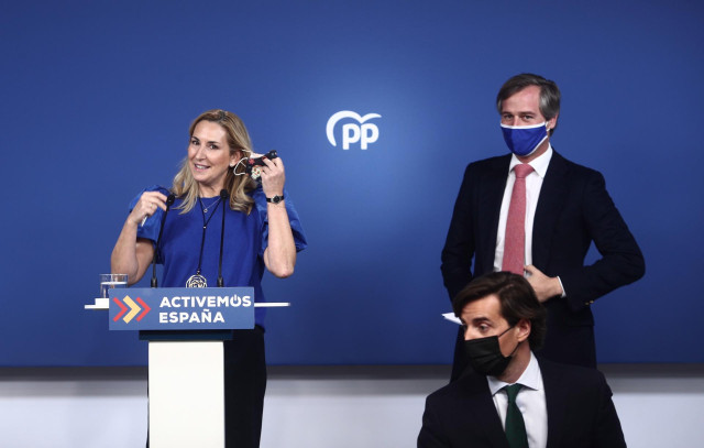 Archivo - La vicesecretaria de Organización del PP, Ana Beltrán  y el vicesecretario de Territorial, Antonio González Terol, y el vicesecretario d e Comunicación, Pablo Montesinos, durante una rueda de prensa, a 5 de abril de 2021, en Madrid, (España).