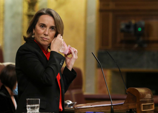 La portavoz parlamentaria del PP, Cuca Gamarra, en el pleno del Congreso de los Diputados, a 22 de diciembre de 2021, en Madrid (España).