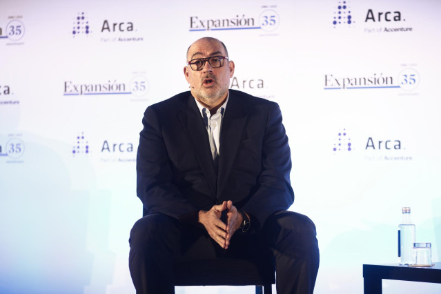 Archivo - El presidente de Telefónica España, Emilio Gayo, participa en los Tecnodesayunos de Ignacio del Castillo, periodista de 'Expansión', en Madrid, (España), a 16 de marzo de 2021.