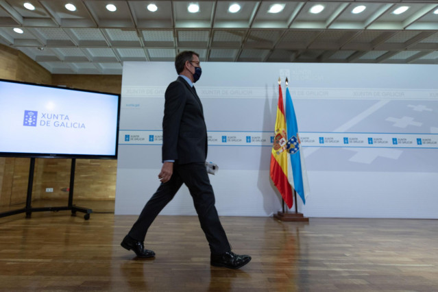 El presidente de la Xunta, Alberto Núñez Feijóo, en la rueda de prensa del Consello.