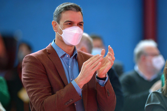 El presidente del Gobierno, Pedro Sánchez, en el primer acto electoral en Palencia, en el Frontón de Eras de Santa Marina, a 9 de enero de 2022, en Palencia, Castilla y León (España)