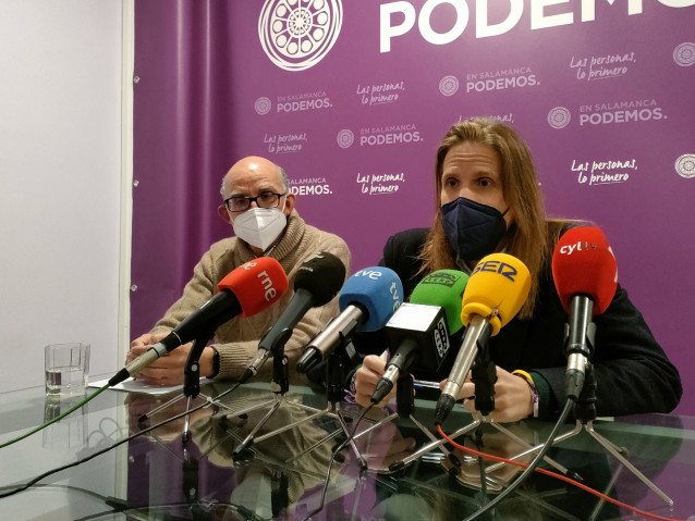 El Candidato De Unidas Podemos, Pablo Fernández, En Rueda De Prensa En Salamanca