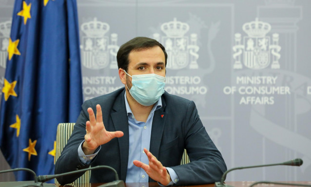 El ministro de Consumo, Alberto Garzón, preside una reunión con representantes de la Coordinadora de Organizaciones de Agricultores y Ganaderos (COAG), en el Ministerio de Consumo, a 18 de enero de 2022, en Madrid, (España).