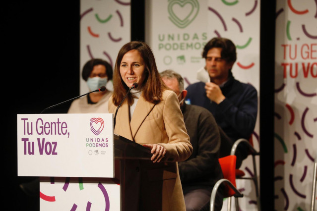 La ministra de Derechos Sociales y Agenda 2030 y secretaria general de Podemos, Ione Belarra, en el Centro Cívico Bailarín Vicente Escudero, a 15 de enero de 2022, en Valladolid, Castilla y León (España).