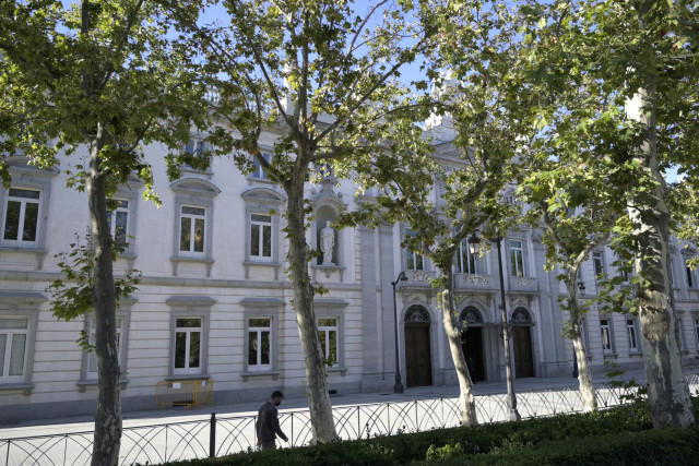 Archivo - La fachada del Tribunal Supremo, a 15 de octubre de 2021, en Madrid (España).