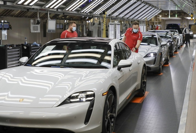 Archivo - Fábrica de vehículos de Porsche.