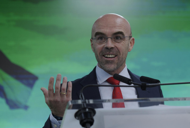Archivo - El vicepresidente primero de Acción Política y eurodiputado de Vox, Jorge Buxadé, ofrece una rueda de prensa tras la reunión del Comité de Acción Política de la formación