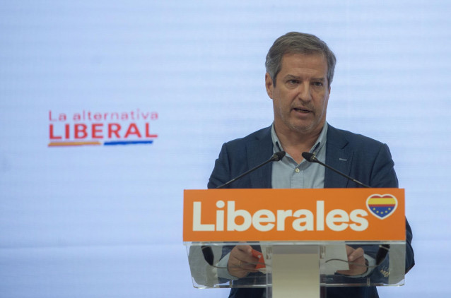 Archivo - El vicesecretario general de Ciudadanos y secretario de Comunicación, Daniel Pérez Calvo